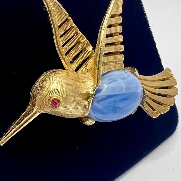 Napier Hummingbird Brooch-Vintage - Picture 2 of 7